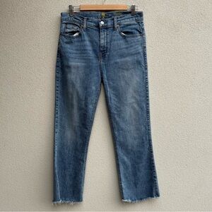 7 For All Mankind - Cropped Ali Fray Hem Straight Leg Jeans 31